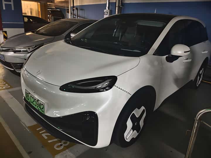 BAIC Arcfox Kaola 2023 2023款 家庭版