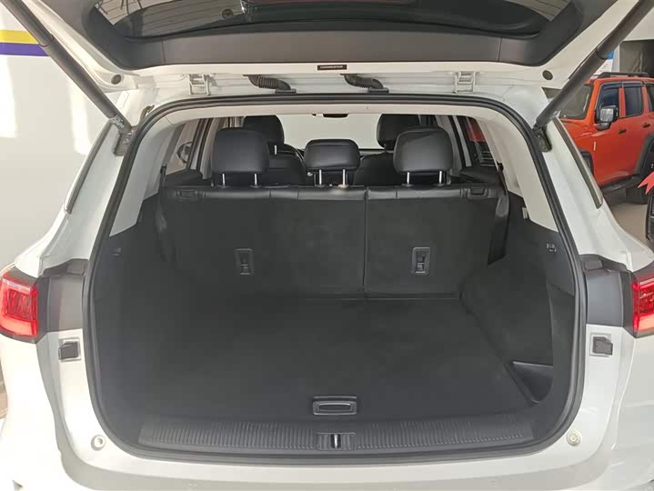 Roewe RX5 Max 2019 2019款 300TGI 自动智驾健康舱版