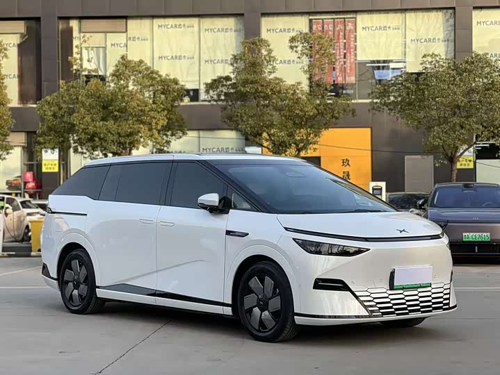 XPeng X9 2025 2025款 纯电 650长续航 Max