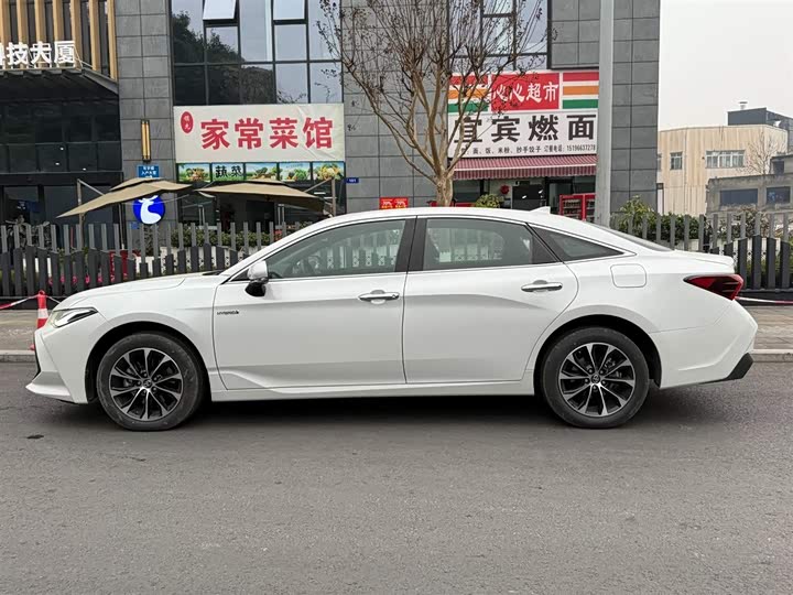 Toyota Avalon 2023 2023款 双擎 2.5L 豪华版
