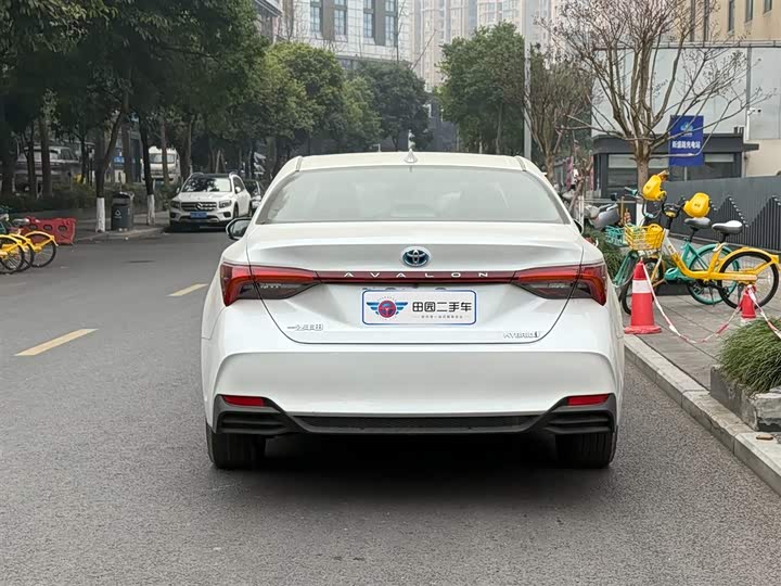 Toyota Avalon 2023 2023款 双擎 2.5L 豪华版