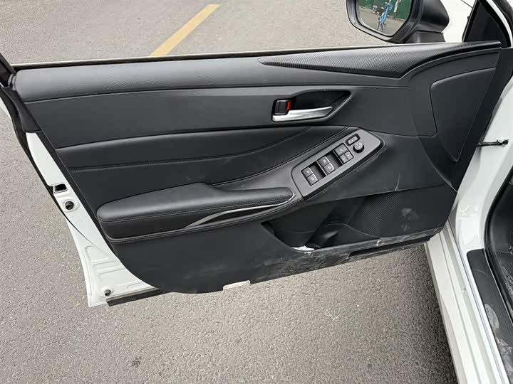 Toyota Avalon 2023 2023款 双擎 2.5L 豪华版