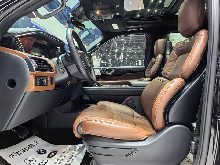 Lincoln Navigator 2022 2022款 3.5T 尊耀版