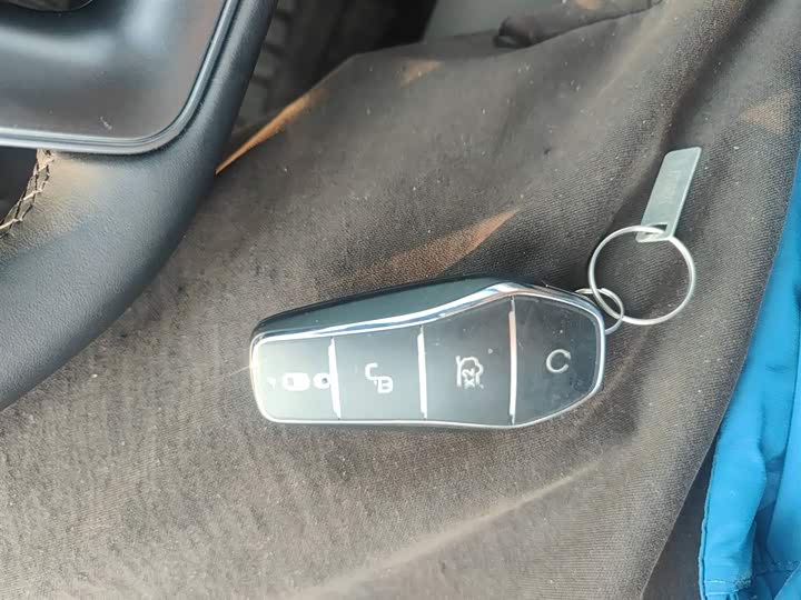 BYD Song Pro Hybrid 2025 2025款 第二代 智驾版 DM-i 75KM超越型