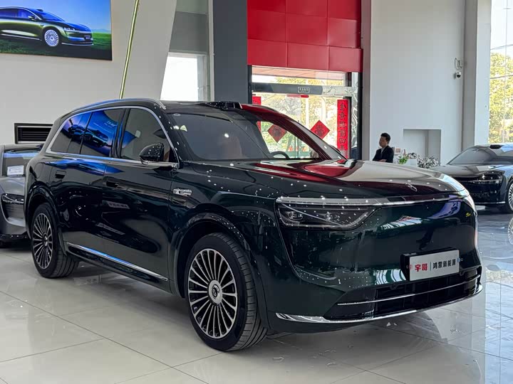 Aito M8 2025 2025款 增程 Ultra版 53.4kWh 6座版