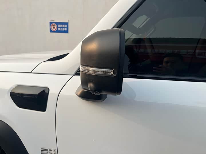 BAIC Beijing BJ40 2024 2024款 2.0D 全新刀锋英雄穿越者