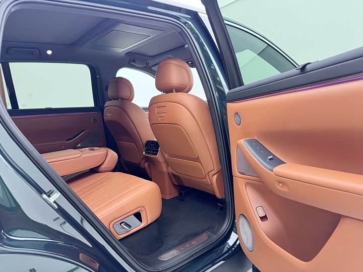 Aito M7 2026 2026款 增程 Ultra四驱版 5座