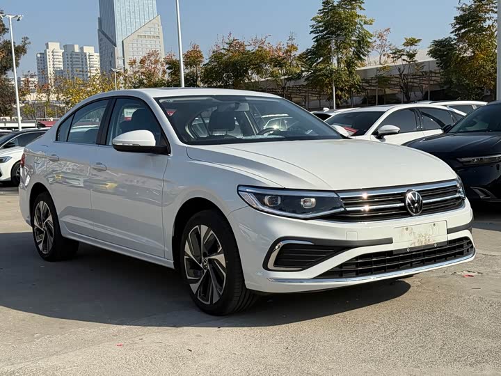 Volkswagen Bora 2025 2025款 200TSI DSG悦行导航版