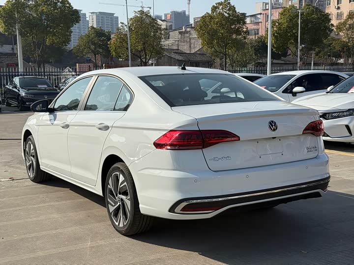 Volkswagen Bora 2025 2025款 200TSI DSG悦行导航版