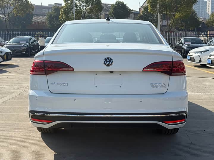 Volkswagen Bora 2025 2025款 200TSI DSG悦行导航版