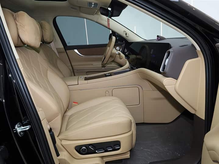 Aito M9 2025 2025款 增程 Ultra版 52kWh 5座版