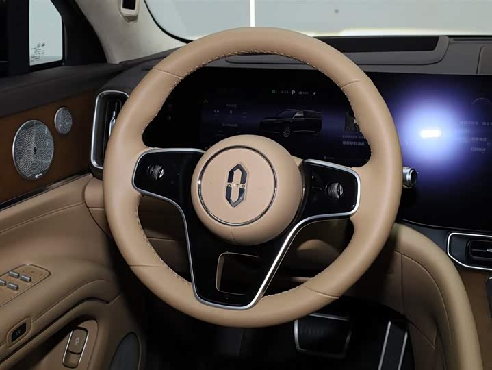 Aito M9 2025 2025款 增程 Ultra版 52kWh 5座版