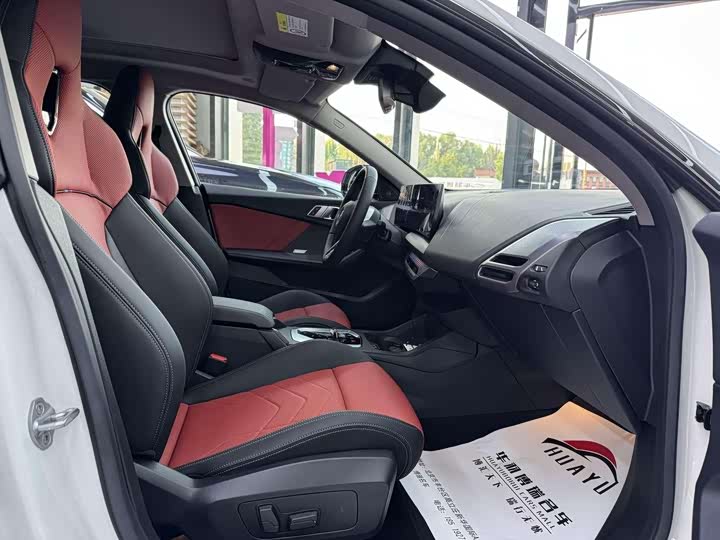 BMW 2 Series 2025 2025款 225L M运动曜夜套装