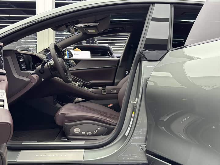 Denza Z9GT 2024 2024款 1100四驱Ultra版