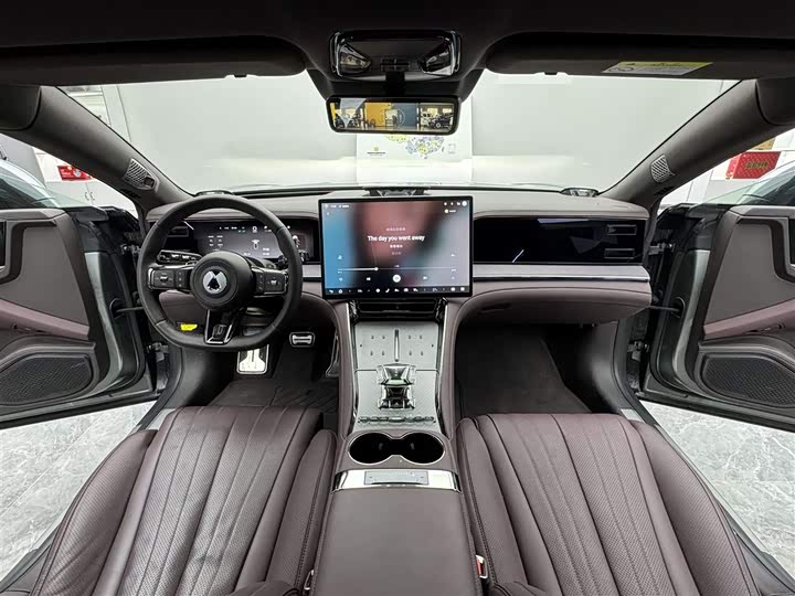 Denza Z9GT 2024 2024款 1100四驱Ultra版