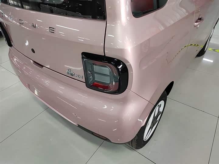 Geely Galaxy Panda Mini 2025 2025款 熊猫mini 210km 元气熊