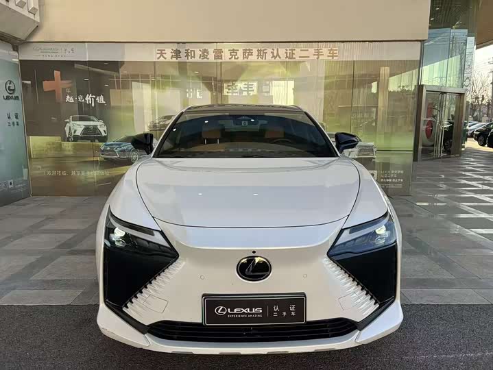 Lexus RZ 2023 2023款 450e 四驱纵领版