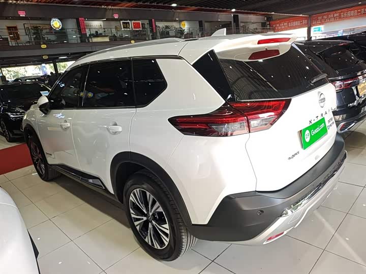 Nissan X-Trail 2023 2023款 e-POWER 超混双电机四驱豪华版
