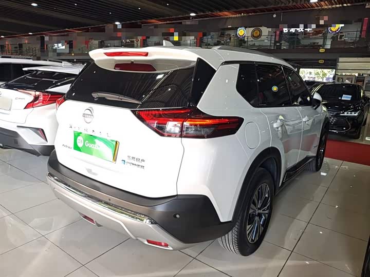 Nissan X-Trail 2023 2023款 e-POWER 超混双电机四驱豪华版