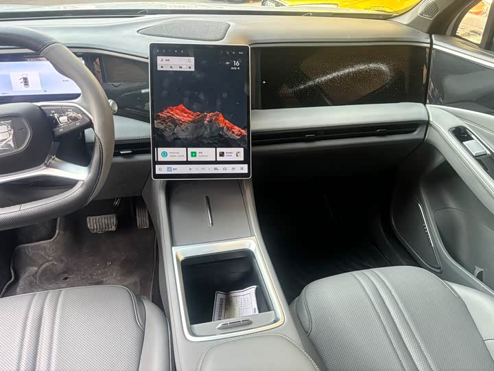 Geely Galaxy L7 2025 2025款 EM-i 115km 远航版