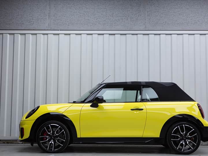 Mini Mini JCW 2025 2025款 JOHN COOPER WORKS CABRIO