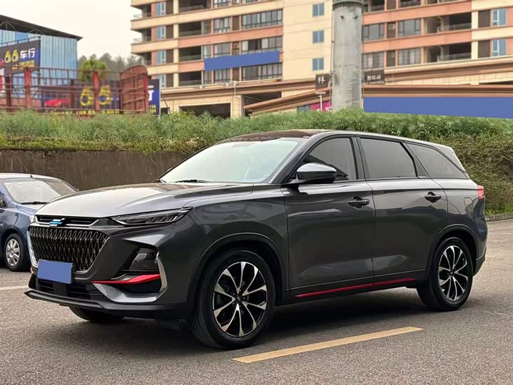 Changan Oshan X7 Plus 2023 2023款 畅享版 1.5T自动尊贵型 7座