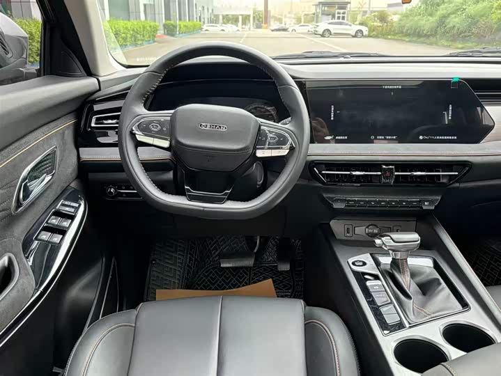 Changan Oshan X7 Plus 2023 2023款 畅享版 1.5T自动尊贵型 7座