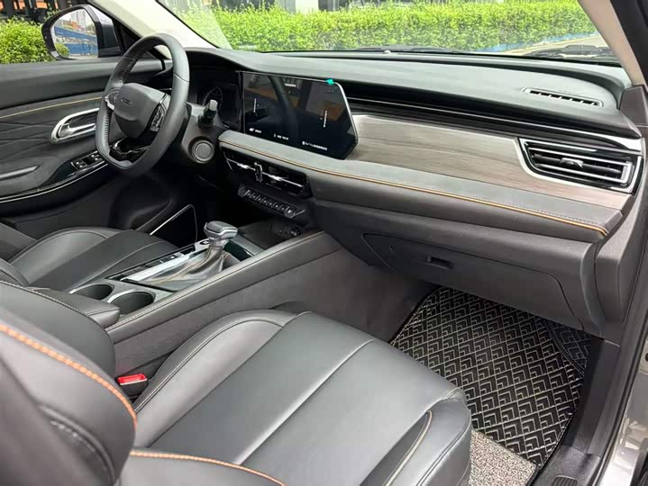 Changan Oshan X7 Plus 2023 2023款 畅享版 1.5T自动尊贵型 7座