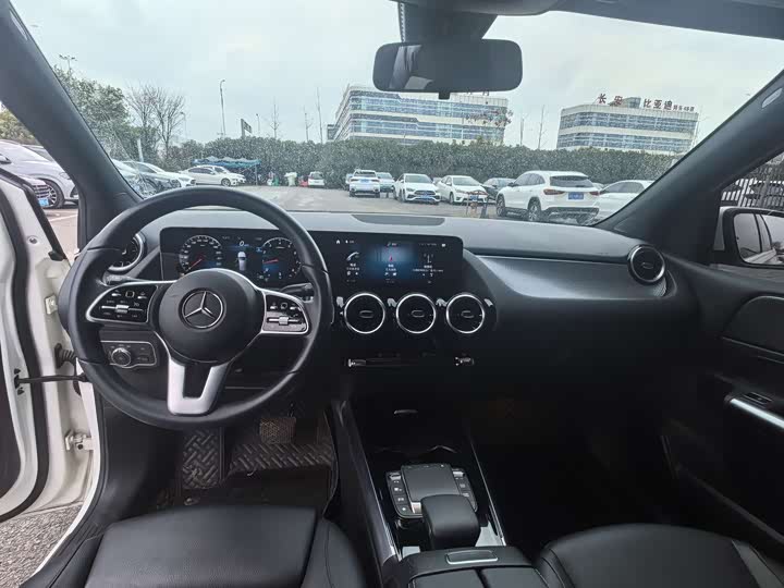 Mercedes-Benz B-Class 2022 2022款 B 200 时尚型