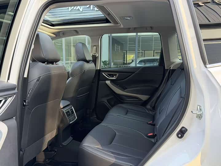 Subaru Forester 2022 2022款 2.0i AWD豪华版EyeSight