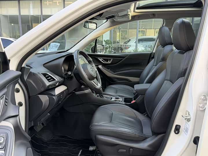 Subaru Forester 2022 2022款 2.0i AWD豪华版EyeSight