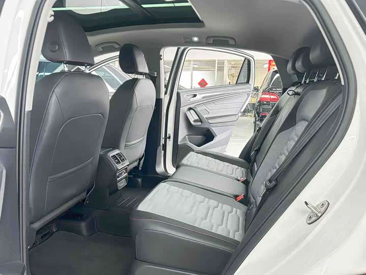 Volkswagen Tiguan X 2022 2022款 330TSI 两驱旗舰版