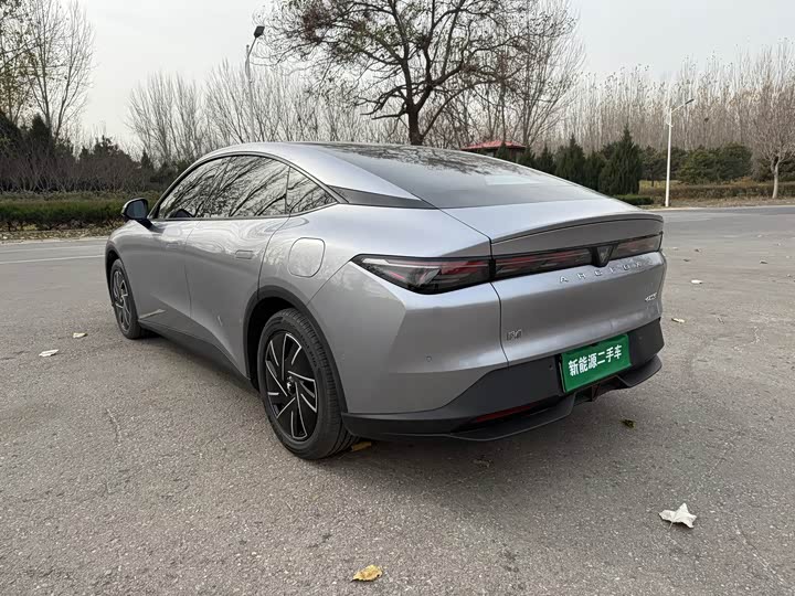BAIC Arcfox Alpha S5 2025 2025款 改款 560PRO 185kW