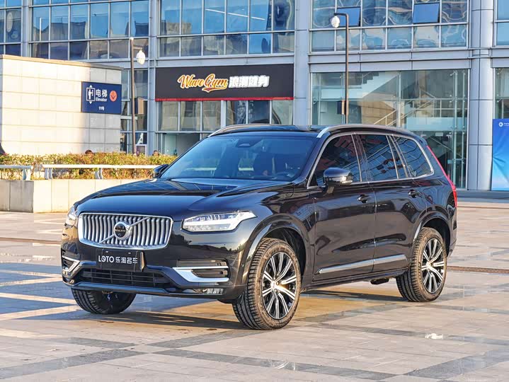 Volvo XC90 2025 2025款 B6 智逸豪华版 7座