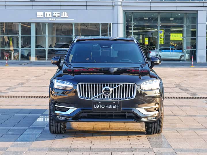 Volvo XC90 2025 2025款 B6 智逸豪华版 7座
