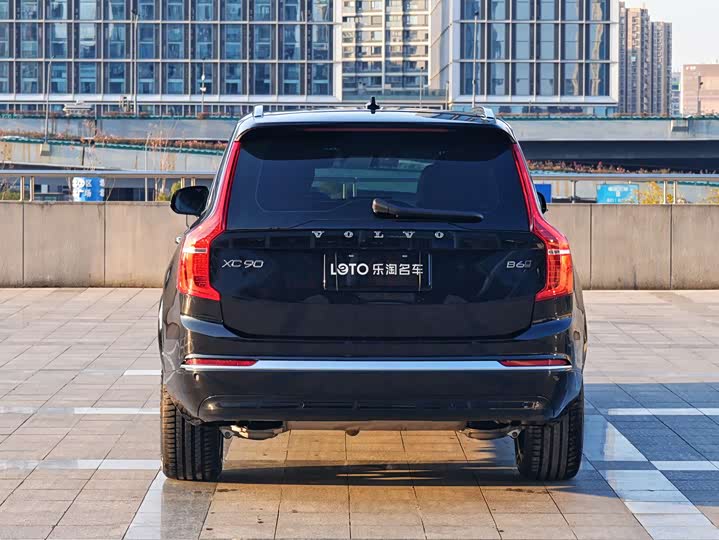 Volvo XC90 2025 2025款 B6 智逸豪华版 7座