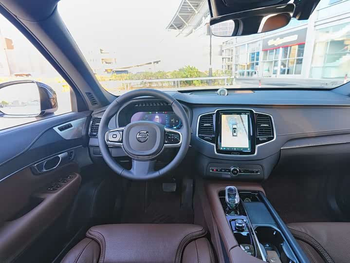 Volvo XC90 2025 2025款 B6 智逸豪华版 7座