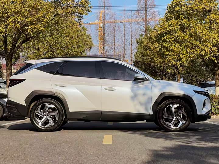 Hyundai Tucson L 2023 2023款 途胜L 1.5T 自动两驱DLX豪华版