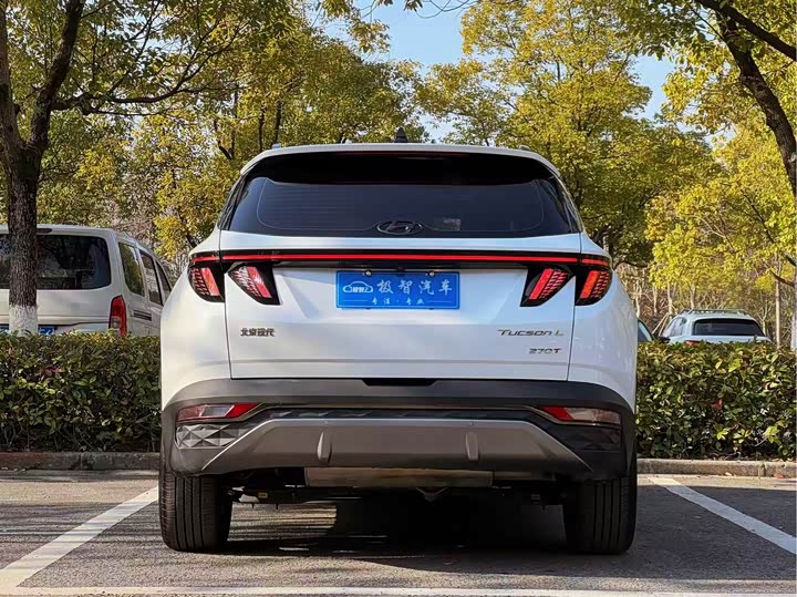 Hyundai Tucson L 2023 2023款 途胜L 1.5T 自动两驱DLX豪华版