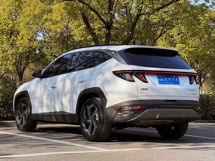 Hyundai Tucson L 2023 2023款 途胜L 1.5T 自动两驱DLX豪华版
