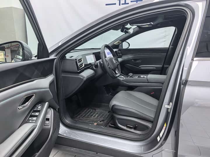BYD Qin Plus 2025 2025款 DM-i 智驾版 120KM超越型