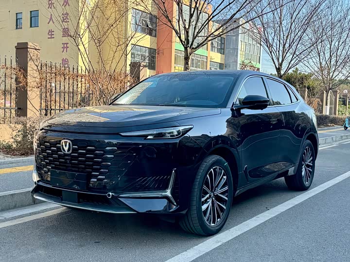 Changan UNI-K 2023 2023款 2.0T 两驱悦享型