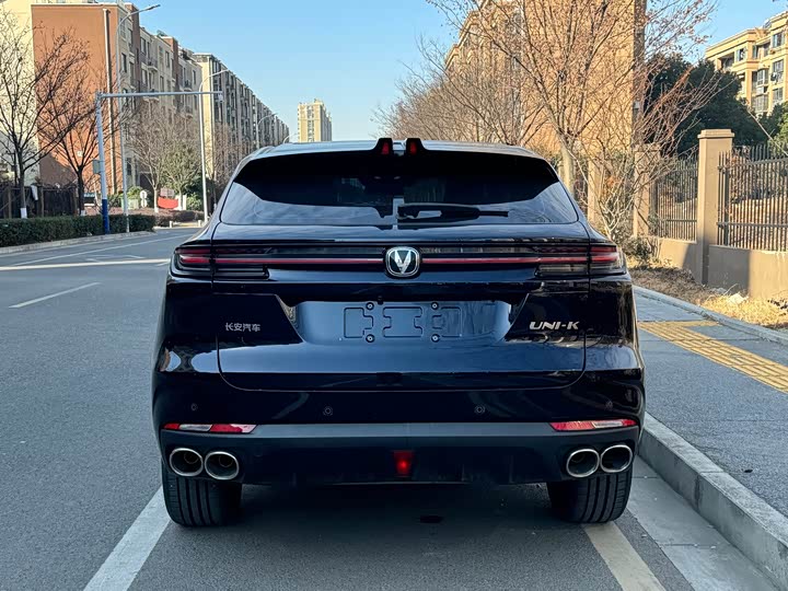 Changan UNI-K 2023 2023款 2.0T 两驱悦享型