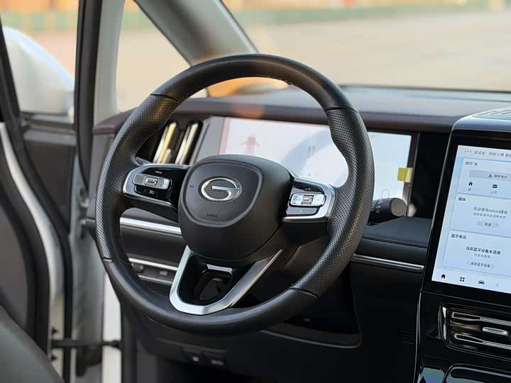 GAC Trumpchi M8 2024 2024款 大师系列 400T 尊贵版