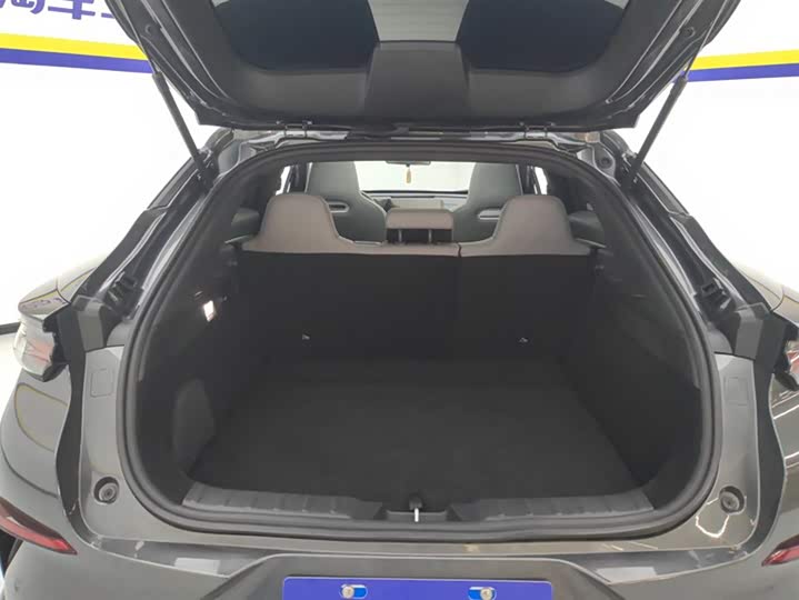 Changan UNI-T 2023 2023款 第二代 1.5T 尊贵型