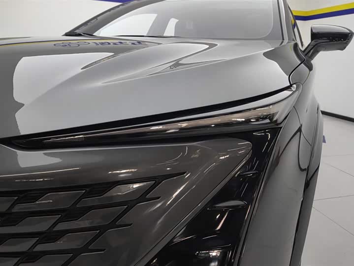 Changan UNI-T 2023 2023款 第二代 1.5T 尊贵型