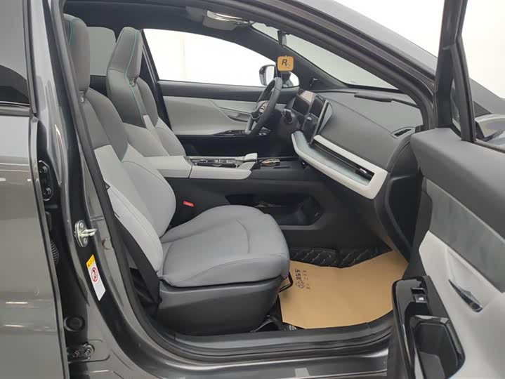 Changan UNI-T 2023 2023款 第二代 1.5T 尊贵型