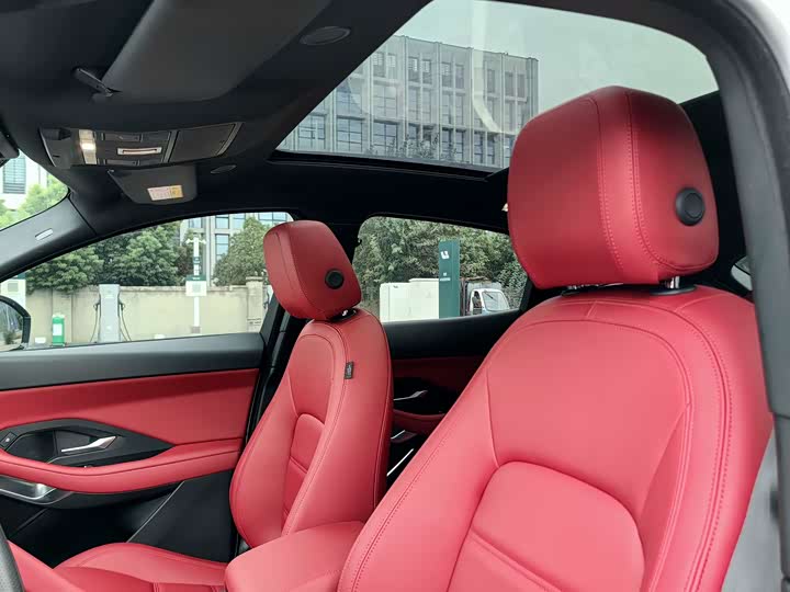 Jaguar E-Pace 2024 2024款 耀黑运动版 R-DYNAMIC SE BLACK