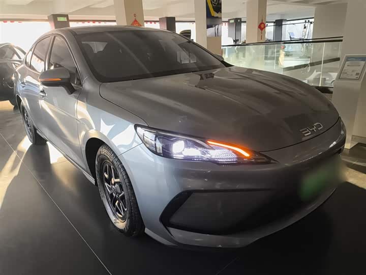 BYD Seal 05 DM-i Hybrid 2025 2025款 DM-i 智驾版 55KM豪华型