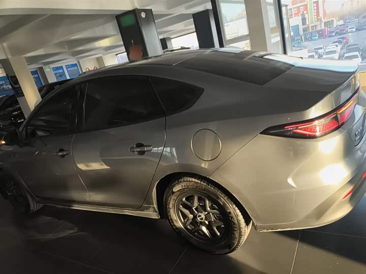 BYD Seal 05 DM-i Hybrid 2025 2025款 DM-i 智驾版 55KM豪华型